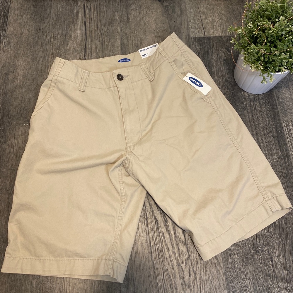 Khaki shorts